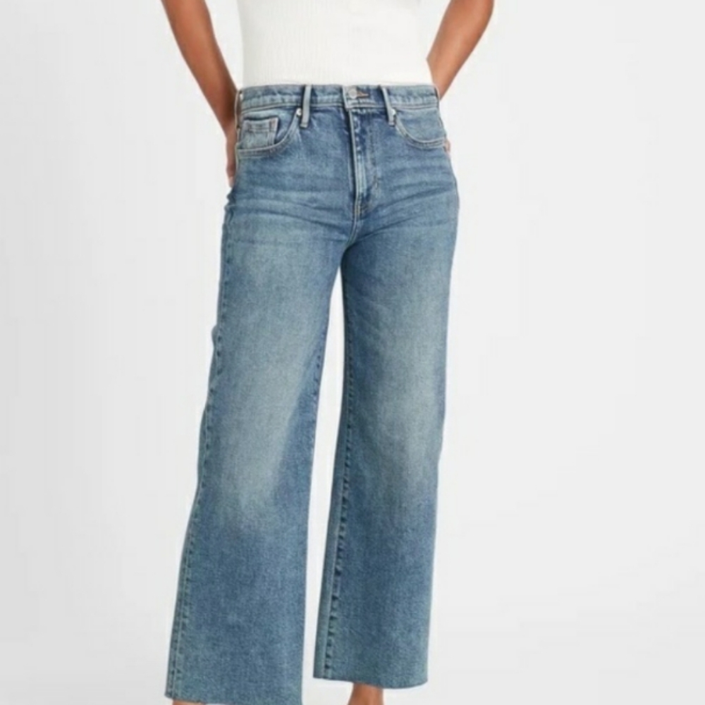 Banana Republic Premium Denim Jeans 19" Waist Wide Leg High Rise Crop Raw Hem
